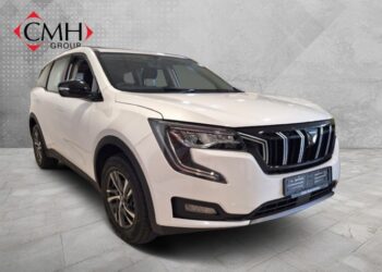 2025 Mahindra XUV700 2.0 AX5 Auto