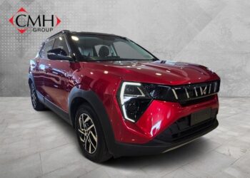 2025 Mahindra XUV 3XO 1.2T AX5 Auto
