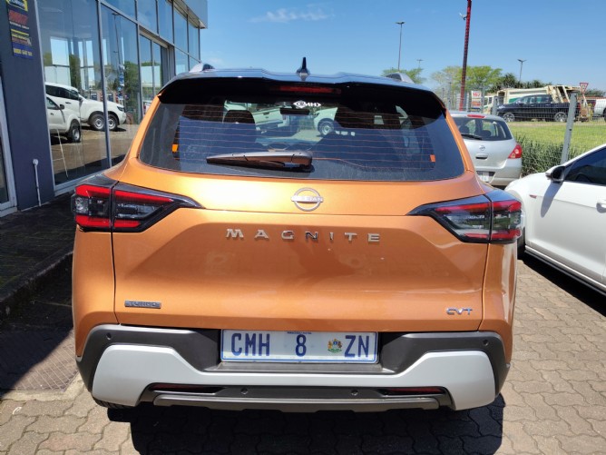 2025 Nissan Magnite 1.0T Acenta Plus CVT - Image 4