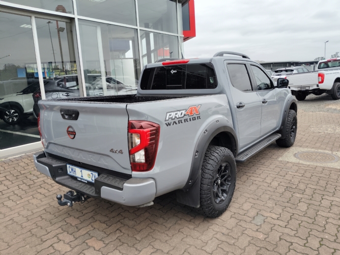 2025 Nissan Navara 2.5D Pro-4x Warrior 4x4 Auto Double Cab - Image 3