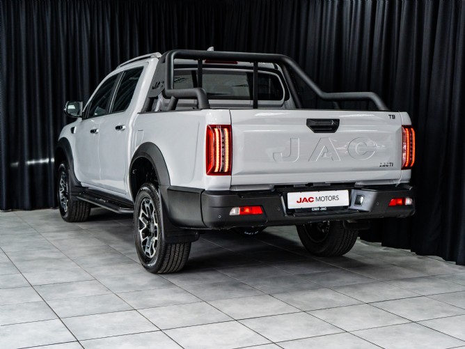 2025 JAC T9 2.0 CTi Lux Double Cab Auto - Image 5