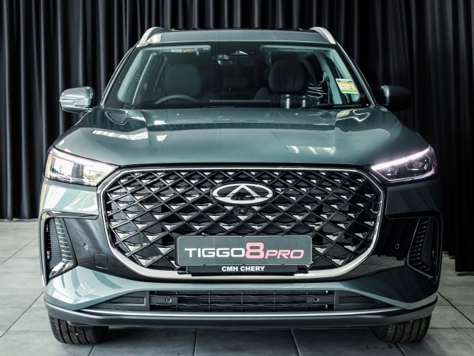 2025 Chery Tiggo 8 1.5T CSH Apex DHT (PHEV) - Image 3