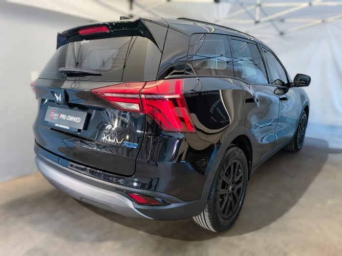 2025 Mahindra XUV700 2.0 AX7L Auto (7 Seater) - Image 4