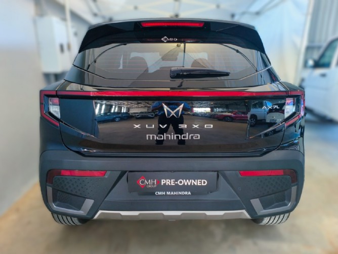 2024 Mahindra XUV 3XO 1.2T AX7L Auto - Image 4