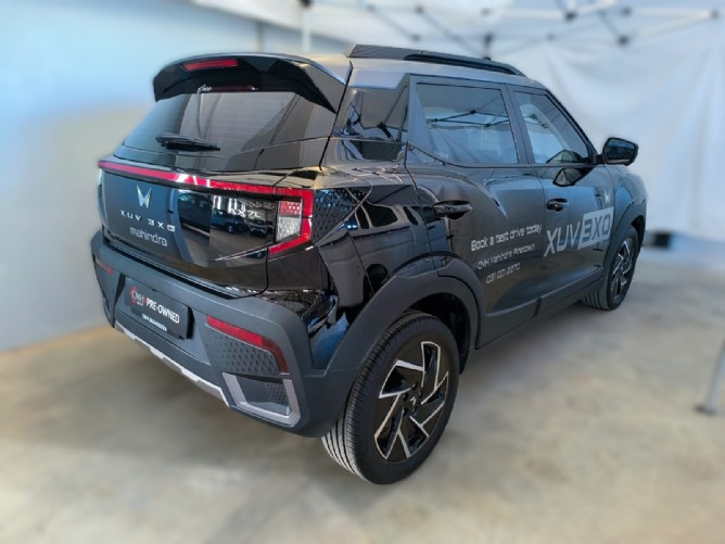 2024 Mahindra XUV 3XO 1.2T AX7L Auto - Image 3