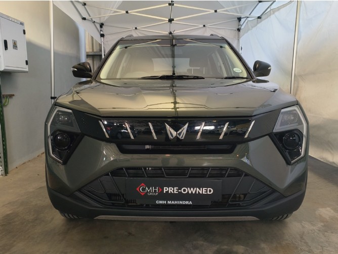 2025 Mahindra XUV 3XO 1.2T AX5 Auto - Image 2