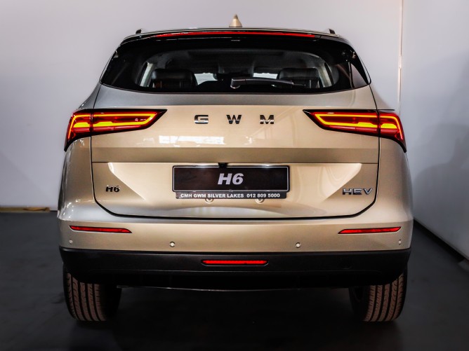 2025 Haval H6 1.5T Hybrid Luxury DHT - Image 4
