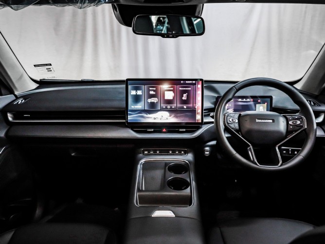 2026 Haval H6 1.5T Hybrid Luxury DHT - Image 6