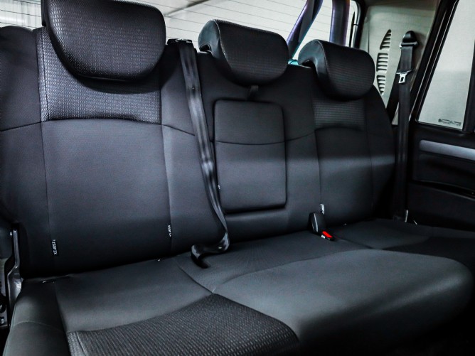 2025 Mahindra Pik Up 2.2 mHawk S6 Karoo 4x4 Auto Double Cab - Image 7