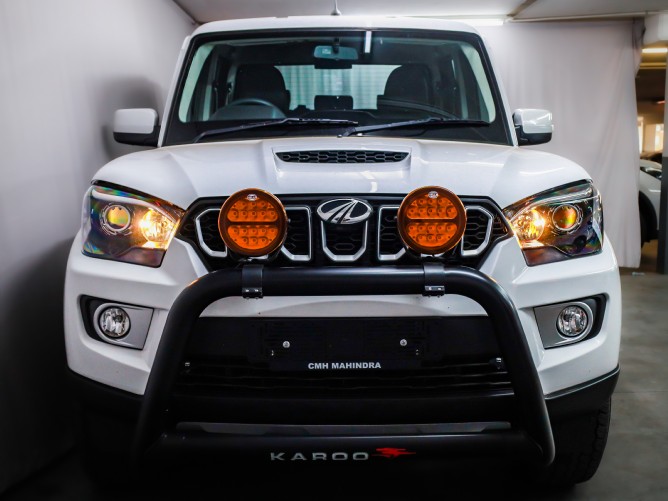 2025 Mahindra Pik Up 2.2 mHawk S6 Karoo 4x4 Auto Double Cab - Image 5