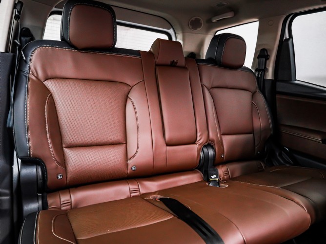 2025 Mahindra Scorpio N 2.2D Z8L 4X4 Auto - Image 7