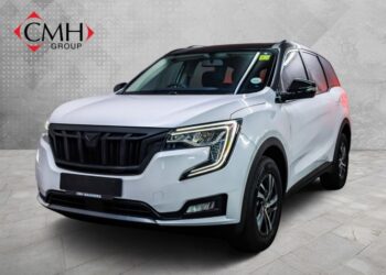 2025 Mahindra XUV700 2.0 AX5 Auto