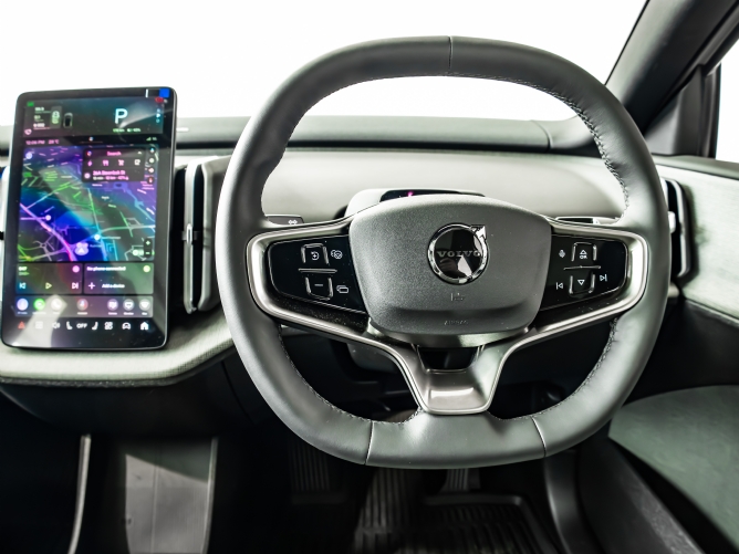 2025 Volvo EX30 Cross Country Ultra Twin Motor Performance - Image 7