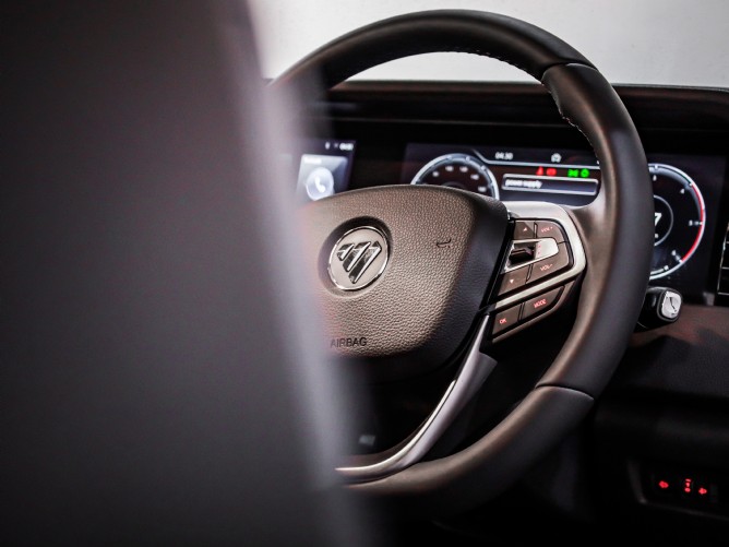 2025 Foton Tunland G7 2.0T Double Cab 4x2 TLX Auto - Image 5