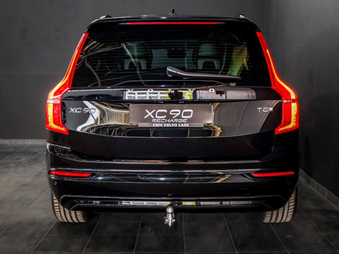 2025 Volvo XC90 Recharge Twin Engine AWD Plus Bright - Image 4