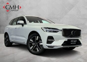 2026 Volvo XC60 T8 Twin Engine AWD Ultimate Bright